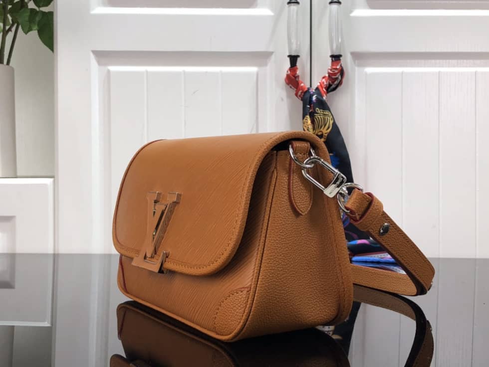 Louis Vuitton Buci Epi Gold Miel M59459 Replica Crossbody Bag - DEEPREPS
