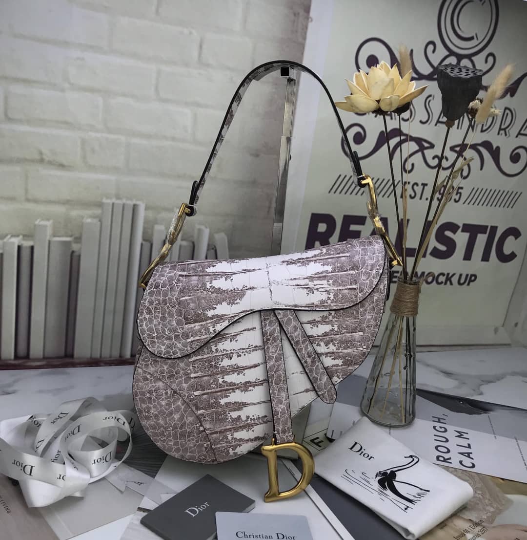 Dior Saddle Bag Dupe - DEEPREPS