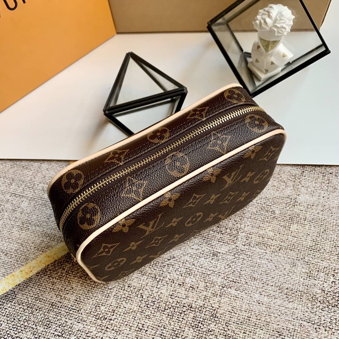 Louis Vuitton Monogram Trousse Toilette Clutch Replica M47522 - DEEPREPS