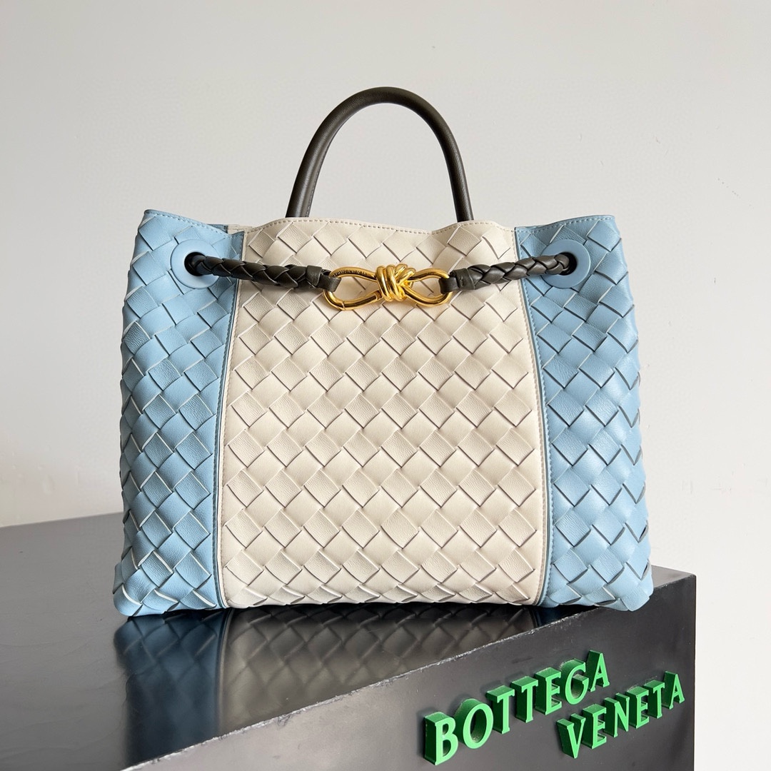 Bottega Veneta Woman - DEEPREPS