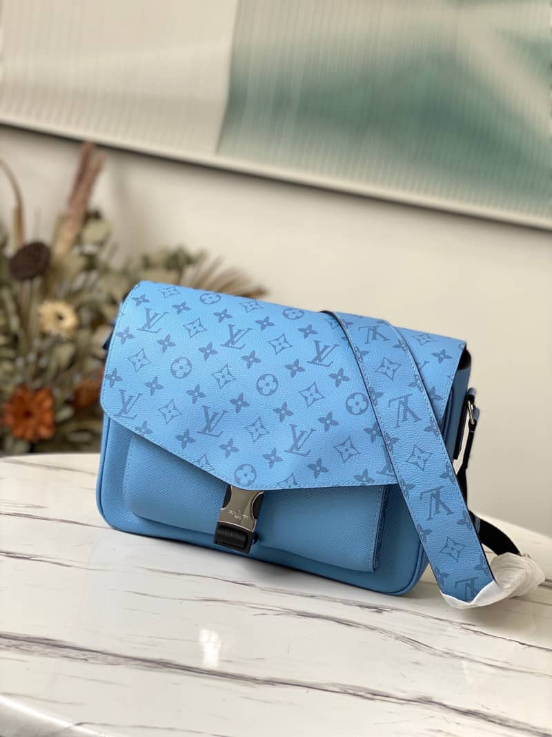 Louis Vuitton Monogram Flap Leather Small Messenger Bag Replica Blue M30745 - DEEPREPS