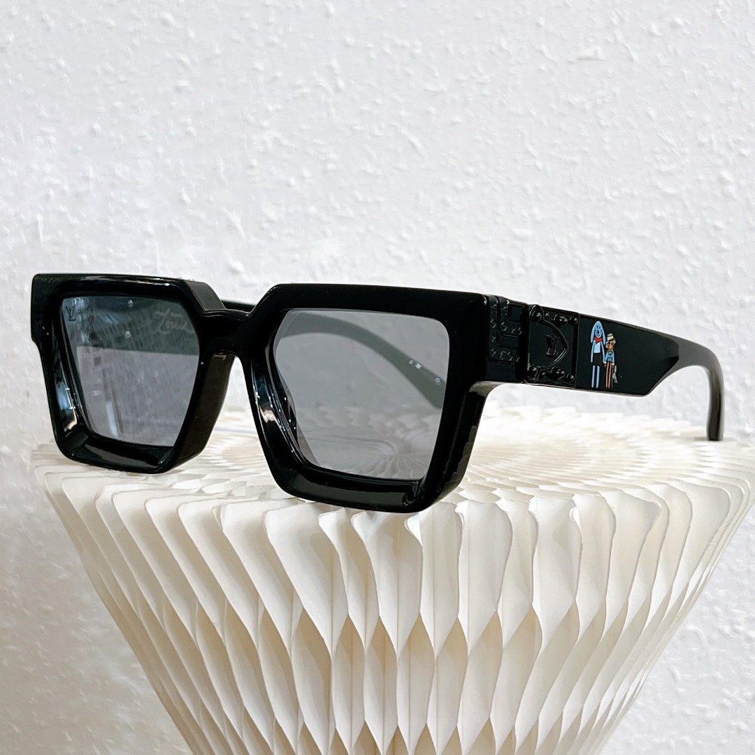 Louis Vuitton Sunglasses - DEEPREPS