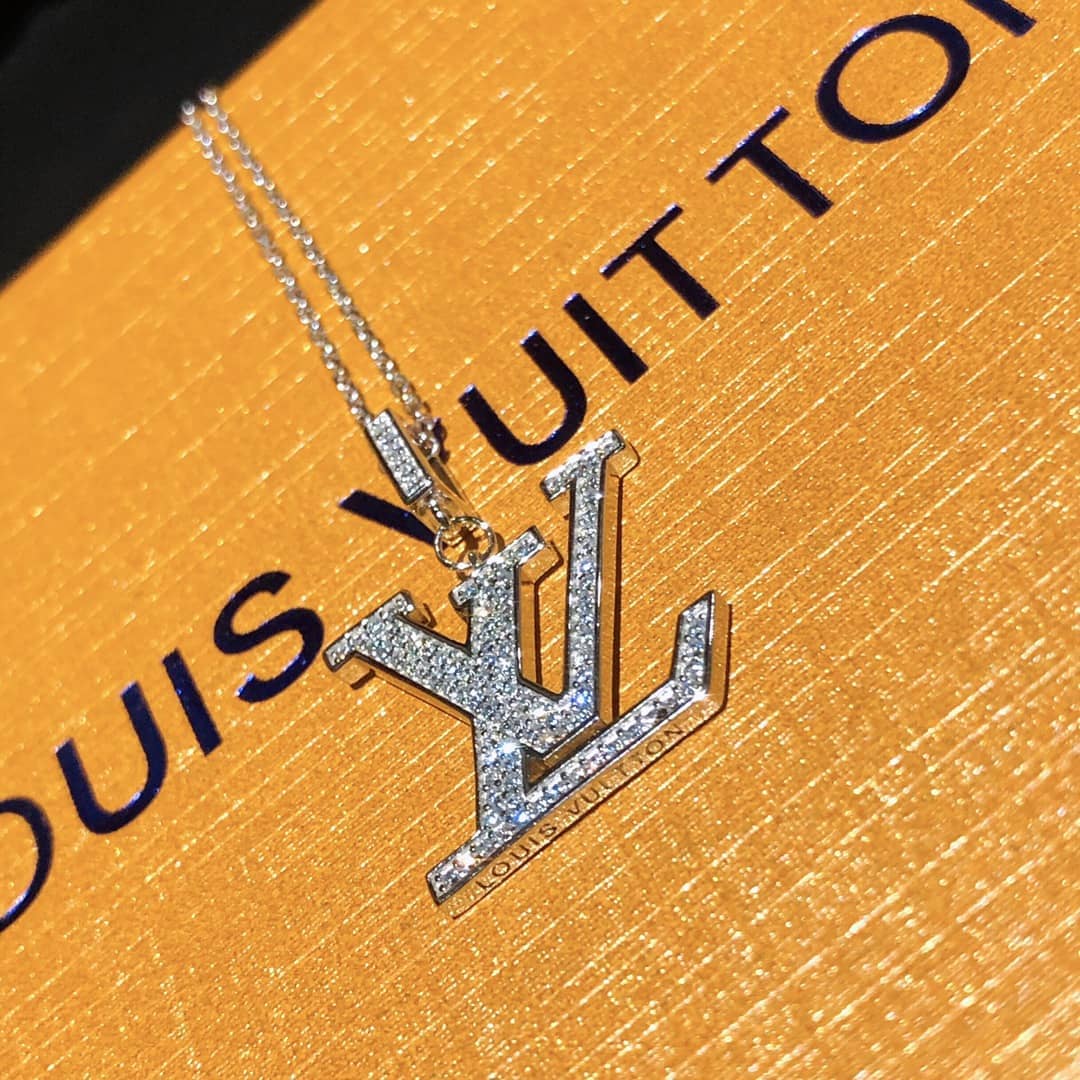 Knockoff Louis vuitton Logo Necklace - DEEPREPS