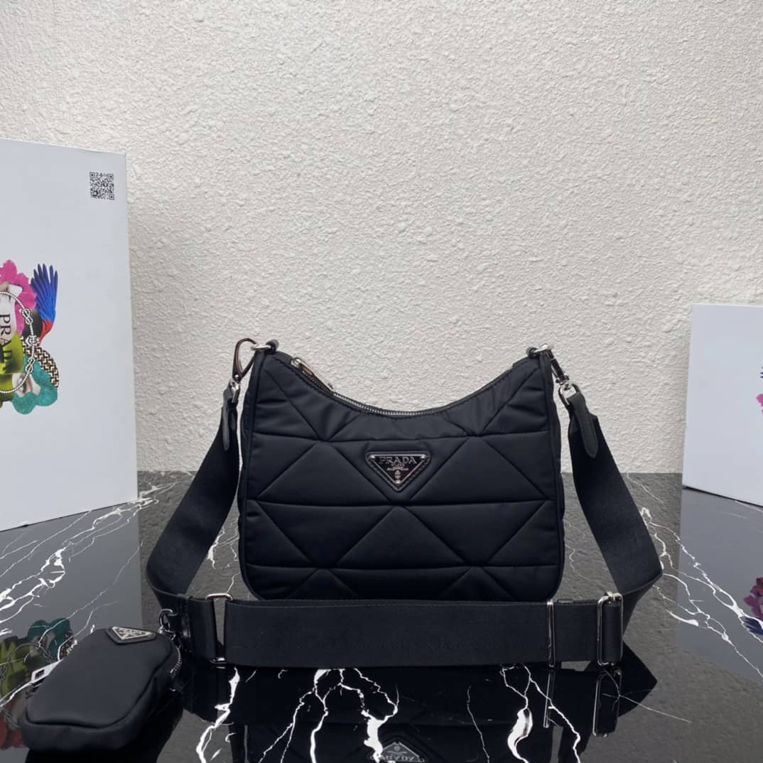 Prada Re-Edition 2005 Replica Hobo Bag - DEEPREPS