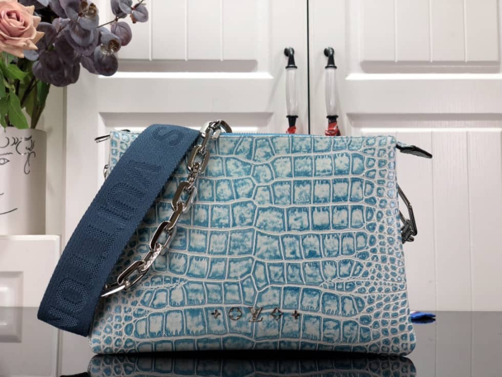 Louis Vuitton Coussin PM M57790 Replica Shoulder Bag - DEEPREPS