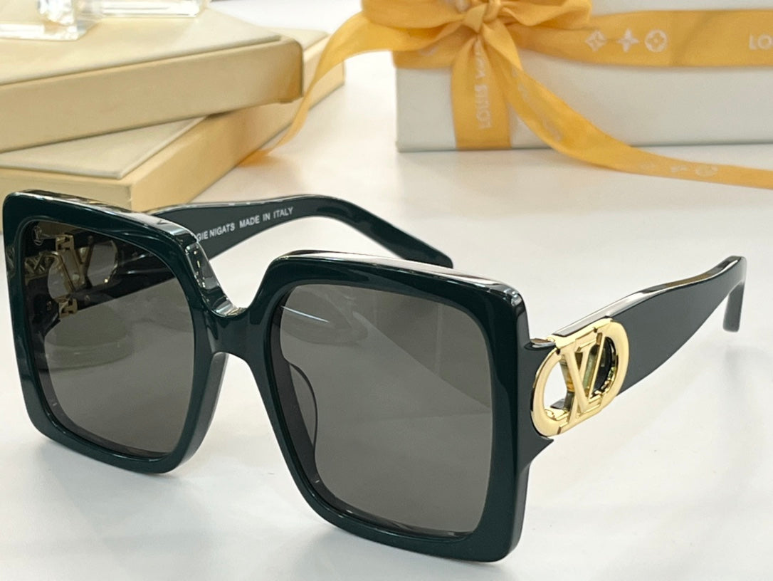 Louis Vuitton Sunglasses - DEEPREPS