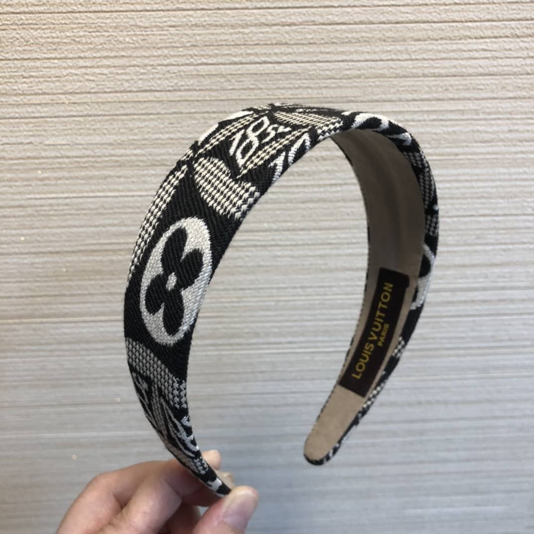 7 Star Louis vuitton Hair Pin - DEEPREPS