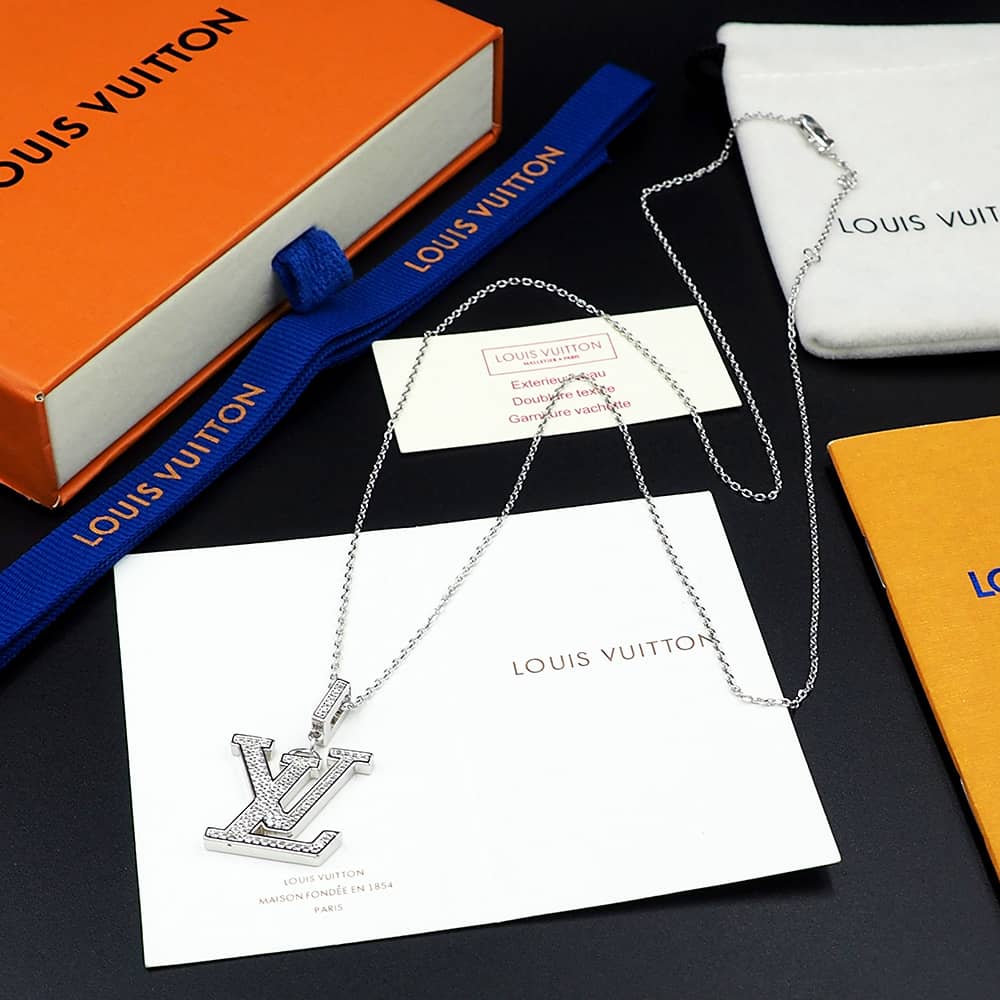Designer Louis vuitton Classic Necklace - DEEPREPS