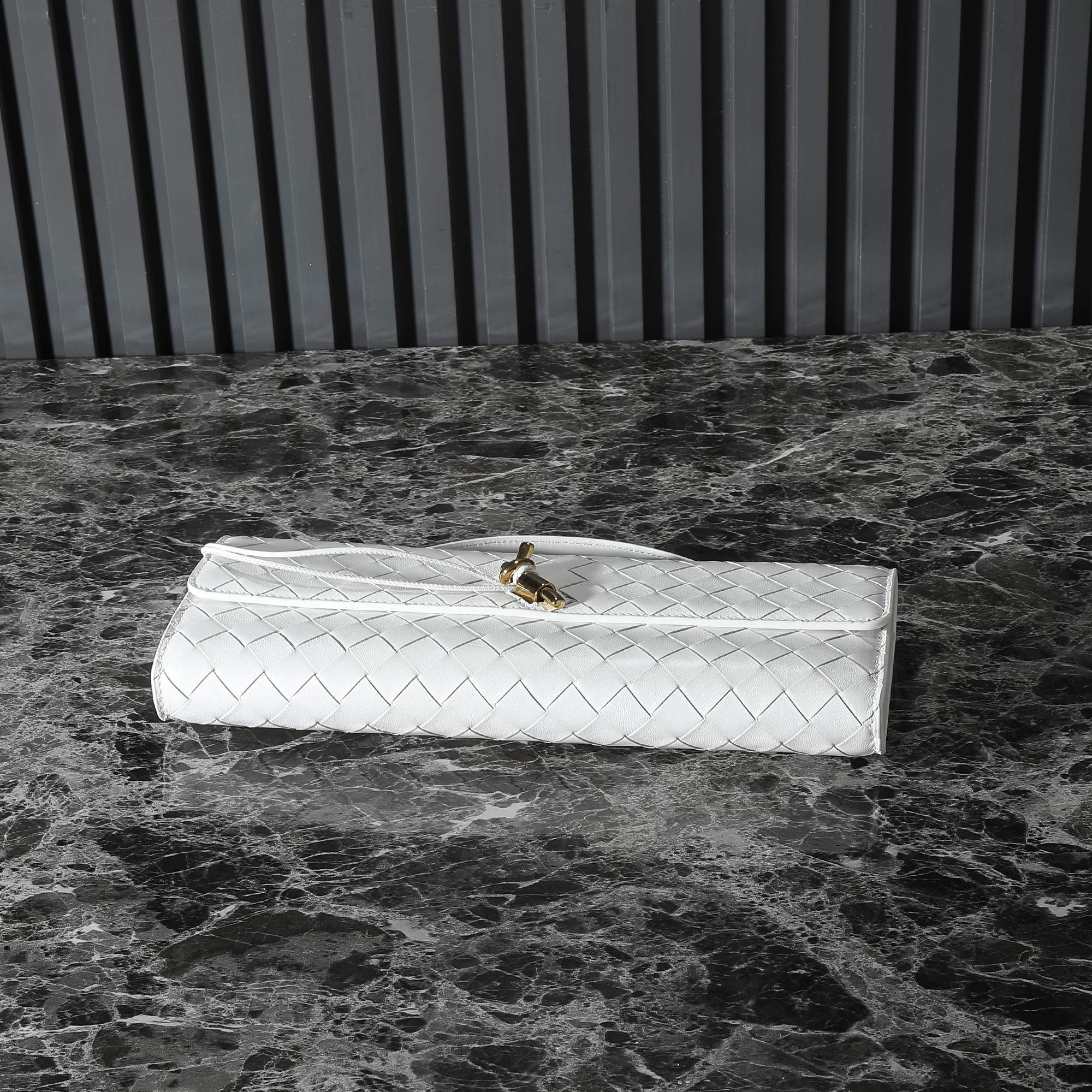 Bottega Veneta Woman - DEEPREPS