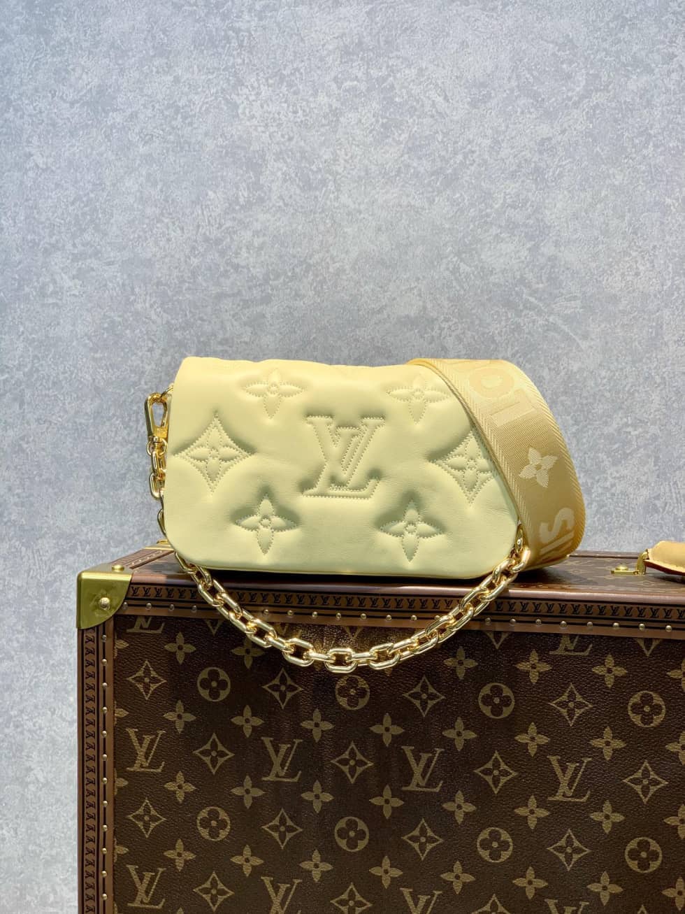 Louis Vuitton Wallet On Strap Bubblegram Leather Yellow M81400 Replica - DEEPREPS
