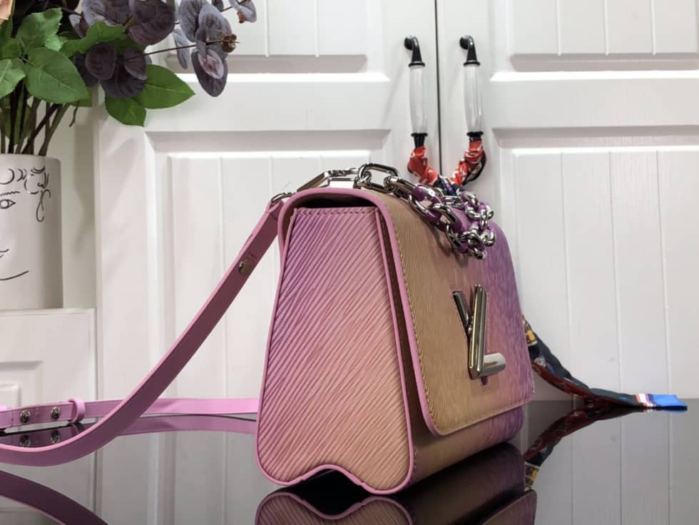 Louis Vuitton Twist MM Gradient Epi Grained Cowhide Leather Orange M59894 Replica Crossbody Bag - DEEPREPS