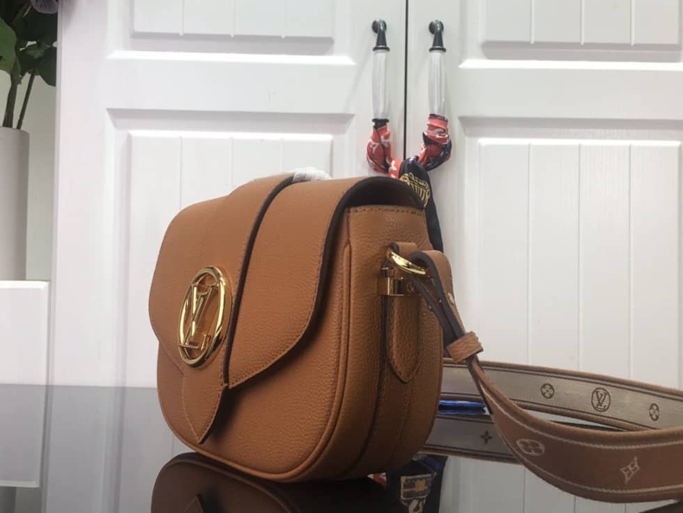 Louis Vuitton Pont 9 Soft MM Grained Calfskin Brown M58967 Replica Crossbody Bag - DEEPREPS
