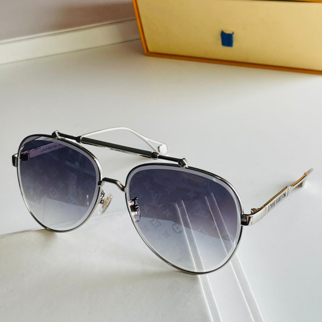 Louis Vuitton Sunglasses - DEEPREPS