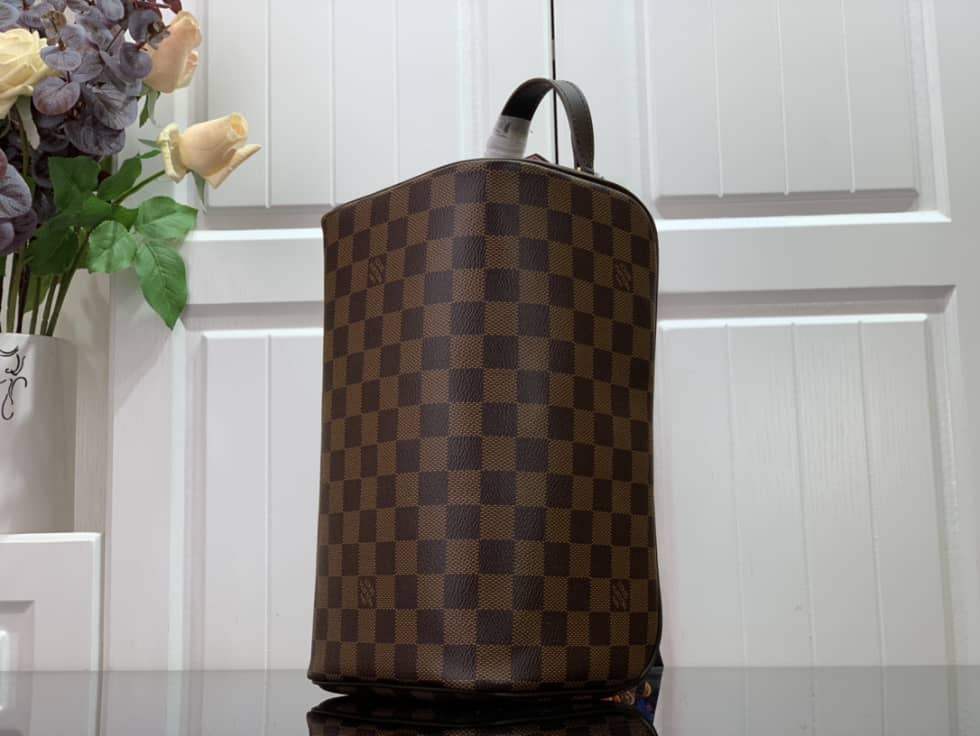 Louis Vuitton Dopp Kit Toilet Pouch Monogram Canvas M44494 Replica - DEEPREPS