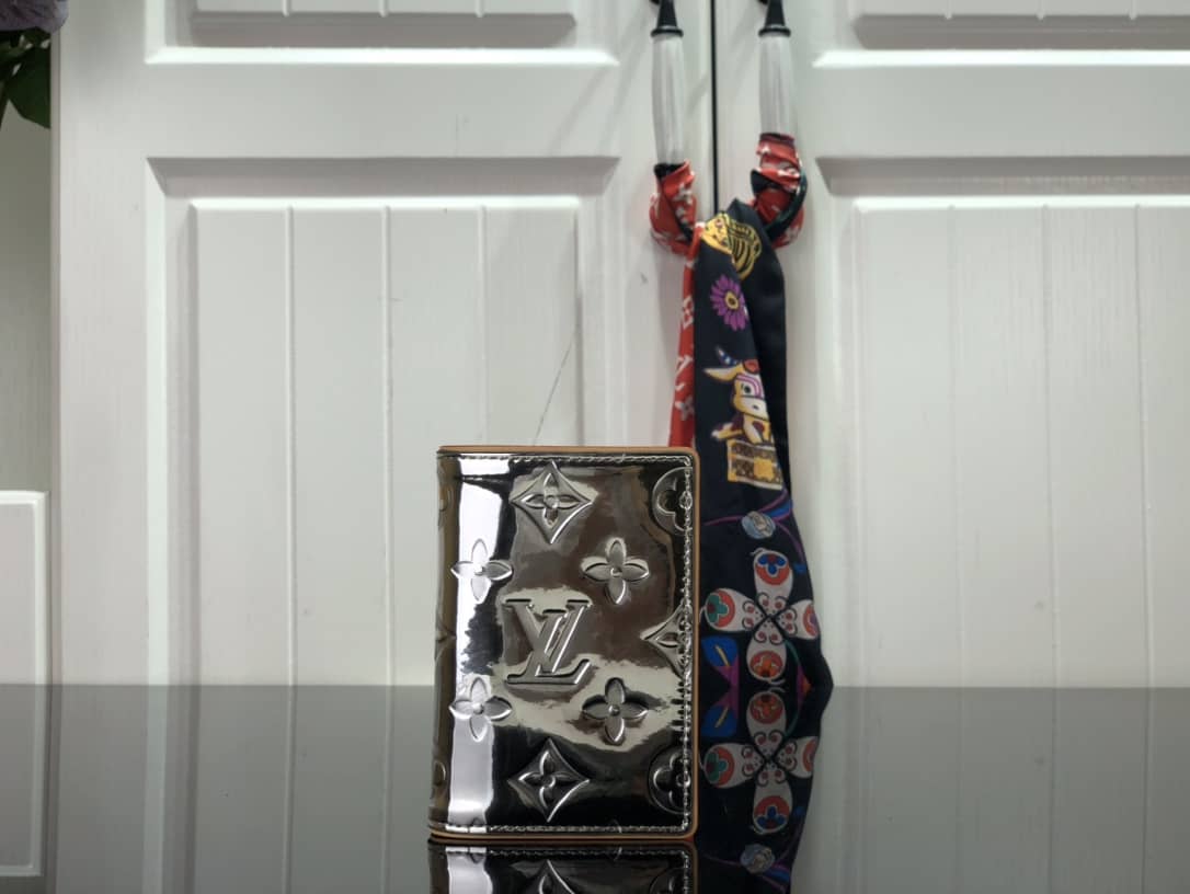 Louis Vuitton Mirror Slender Pocket Organizer Wallet Replica M80805 - DEEPREPS