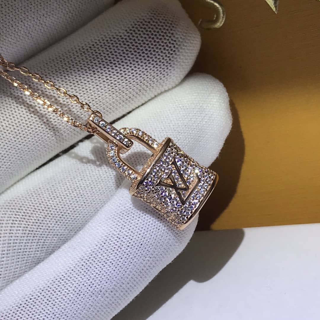 Louis vuitton Necklace Copy - DEEPREPS