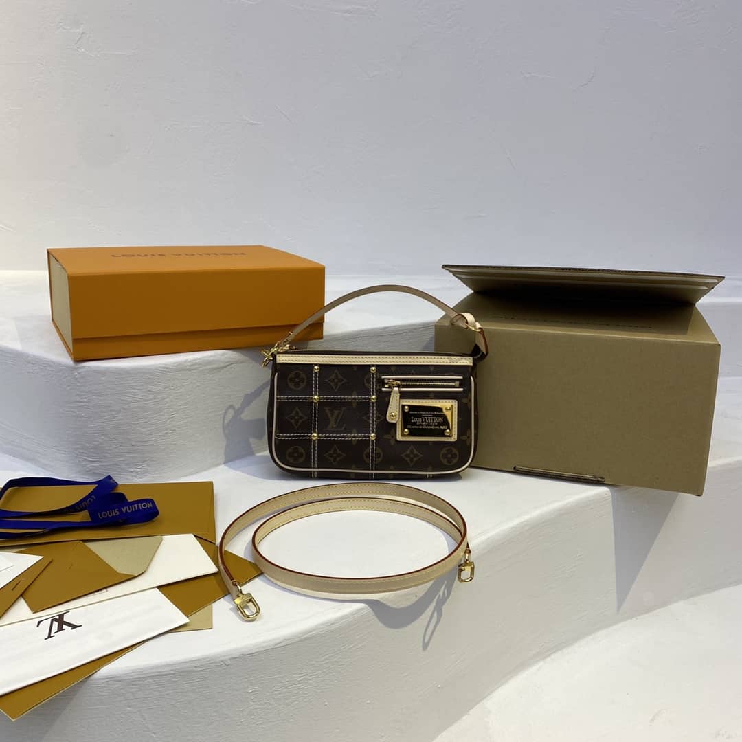 Louis Vuitton Pochette Dupe Monogram Riveting Accessories M51980 Brown - DEEPREPS