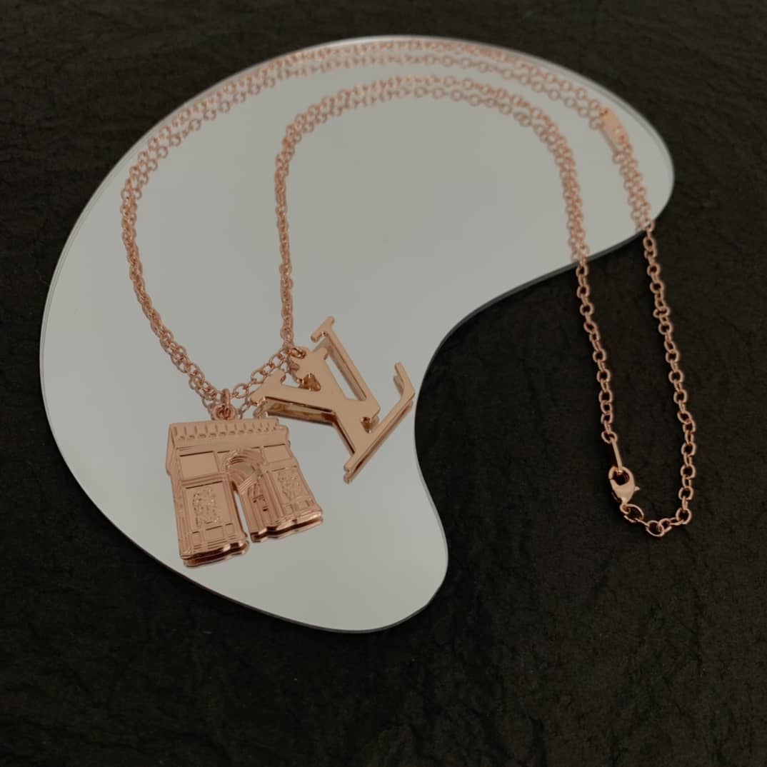 Wholesale Louis vuitton Logo Necklace - DEEPREPS