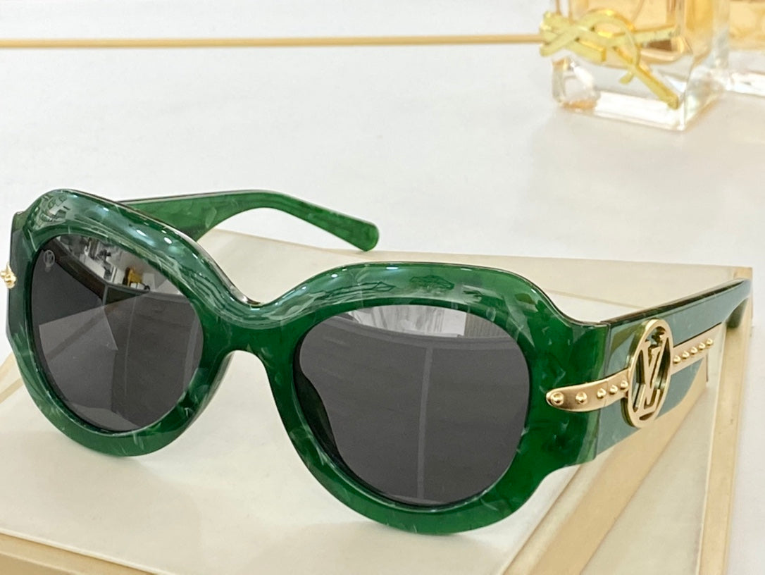 Louis Vuitton Sunglasses - DEEPREPS
