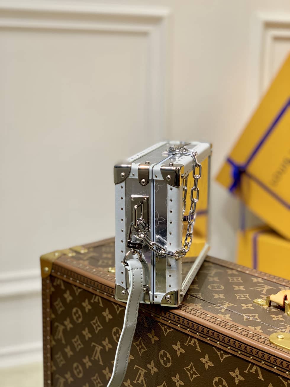 Louis Vuitton Clutch Box Bag White M20230 Replica Messenger Bag - DEEPREPS