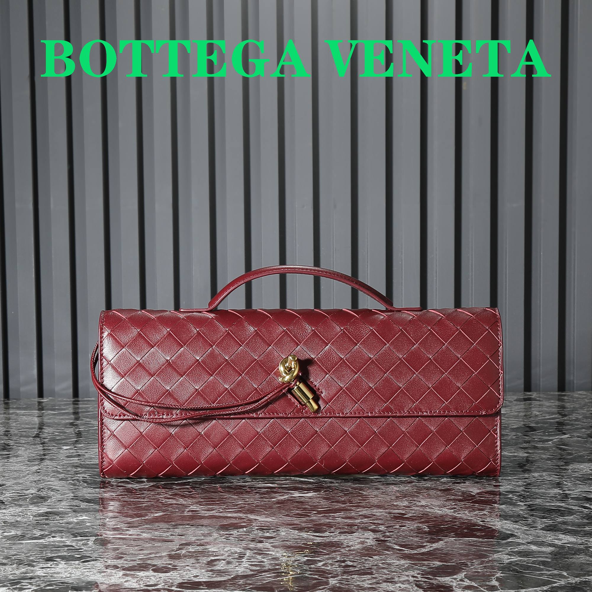 Bottega Veneta Woman - DEEPREPS
