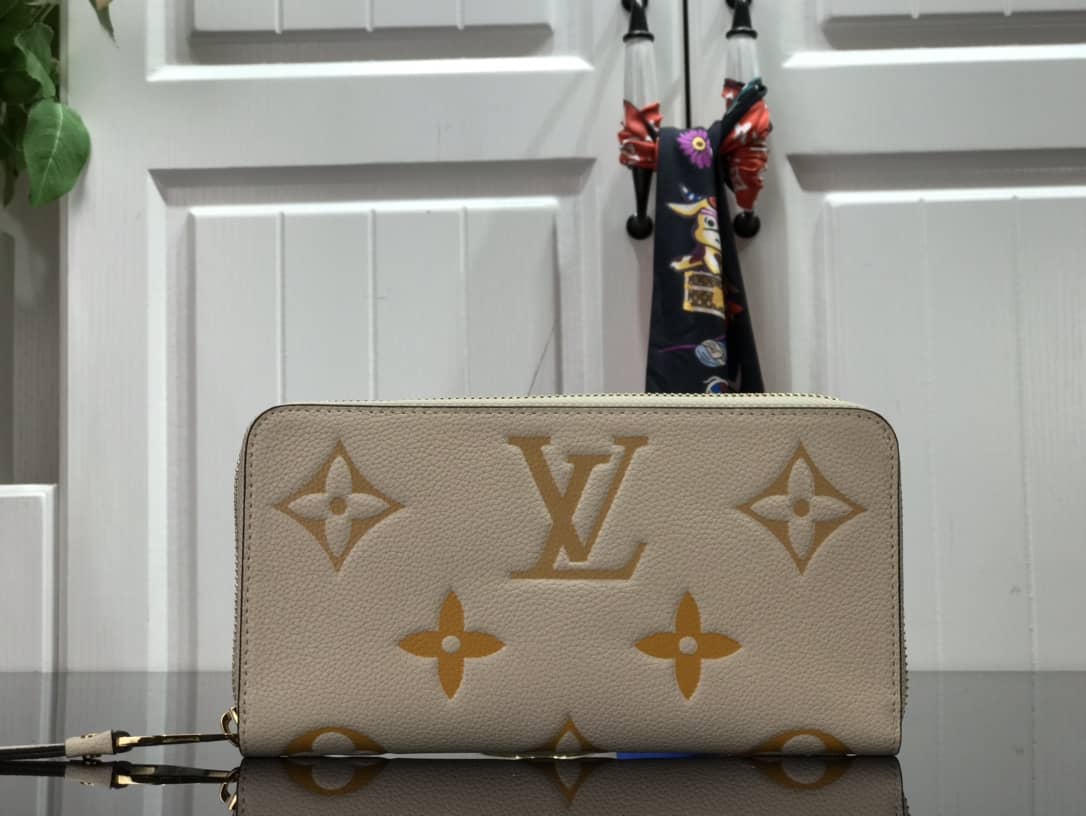 Louis Vuitton Gradient Monogram Leather Zippy Wallet Replica Yellow M80402 - DEEPREPS