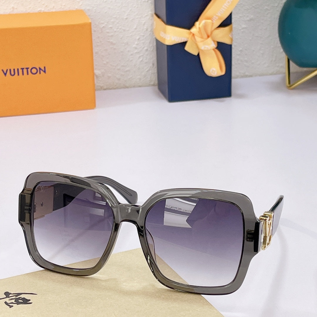 Louis Vuitton Sunglasses - DEEPREPS