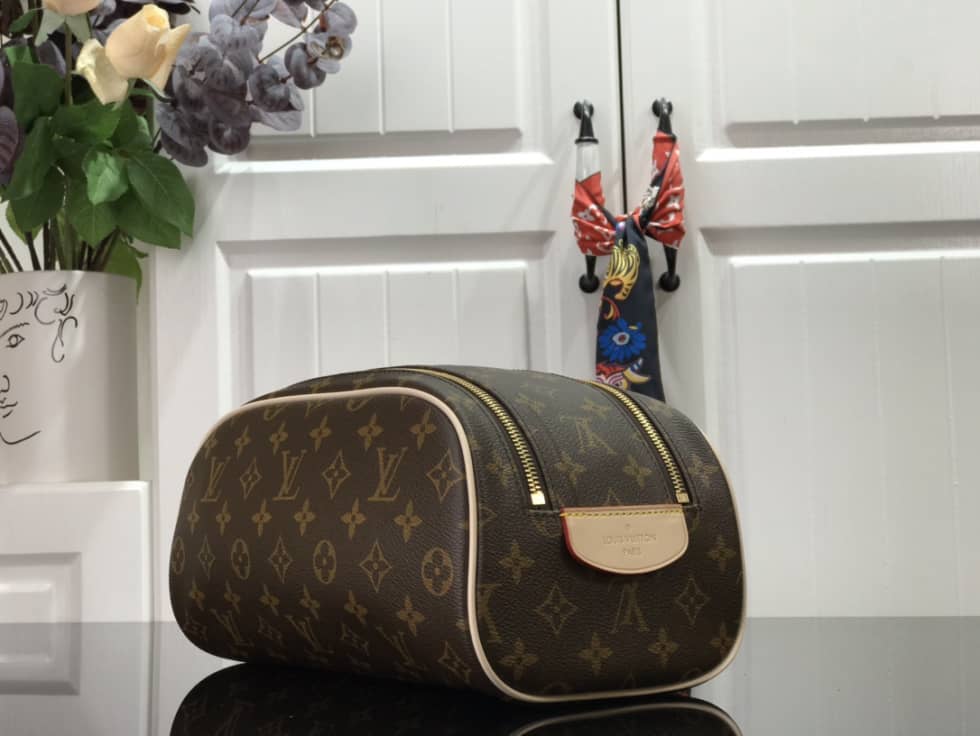 Louis Vuitton King Size Toiletry Bag M47528 Replica - DEEPREPS