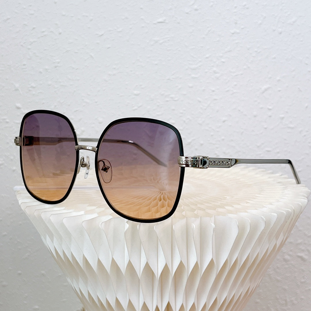 Louis Vuitton Sunglasses - DEEPREPS