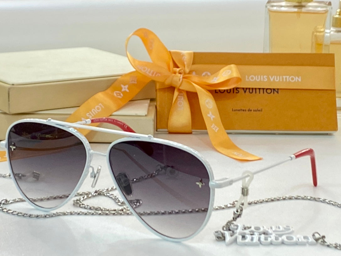 Louis Vuitton Sunglasses - DEEPREPS