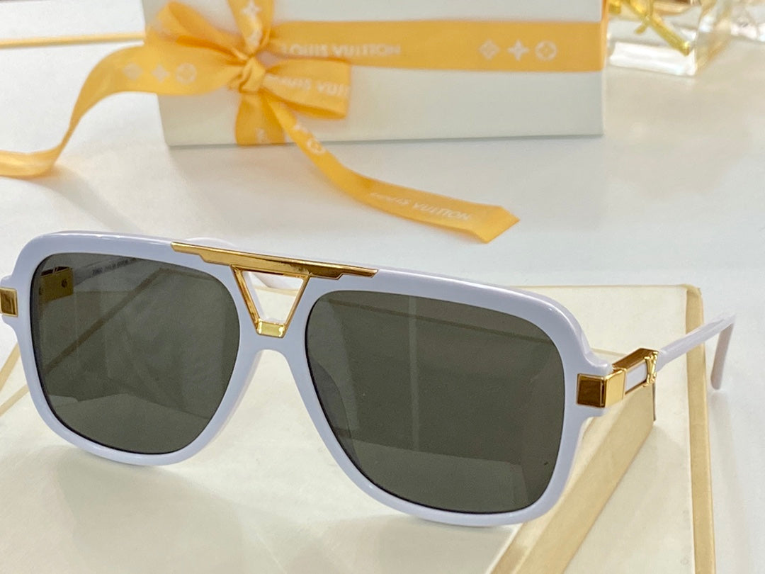 Louis Vuitton Sunglasses - DEEPREPS