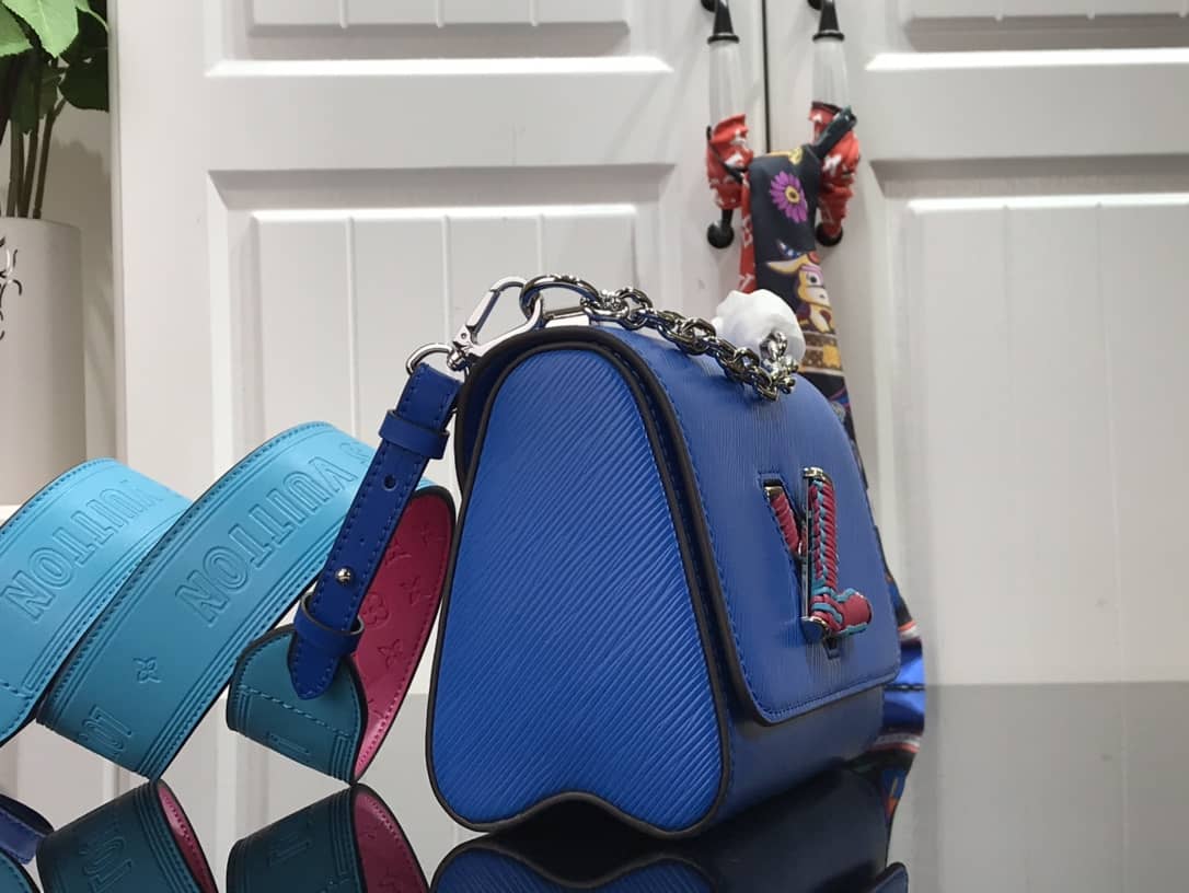 Louis Vuitton Monogram Calfskin 2Way Chain Leather Replica Shoulder Bag M57669 - DEEPREPS