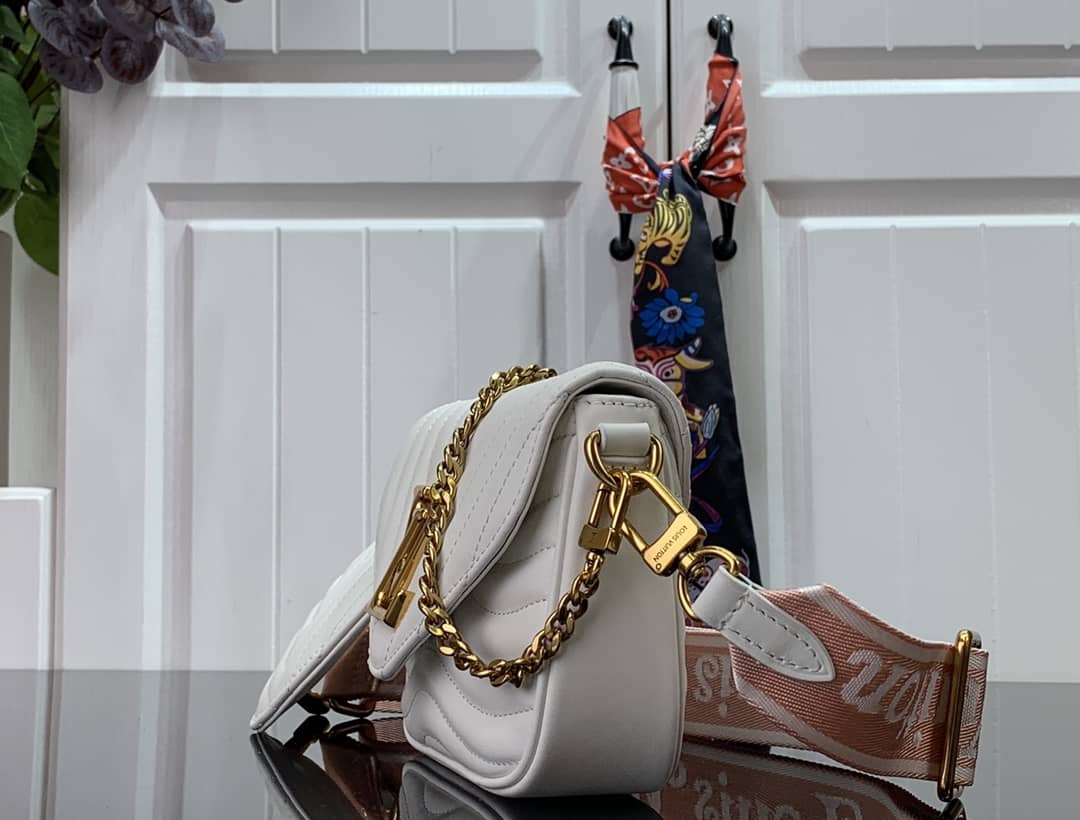 Louis Vuitton New Wave Multi Replica Pochette White M56466 - DEEPREPS