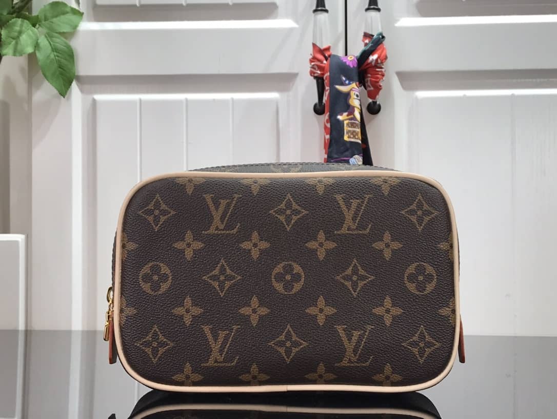 Louis Vuitton Toiletry Trousse Damier Pouch PM Replica N47522 - DEEPREPS