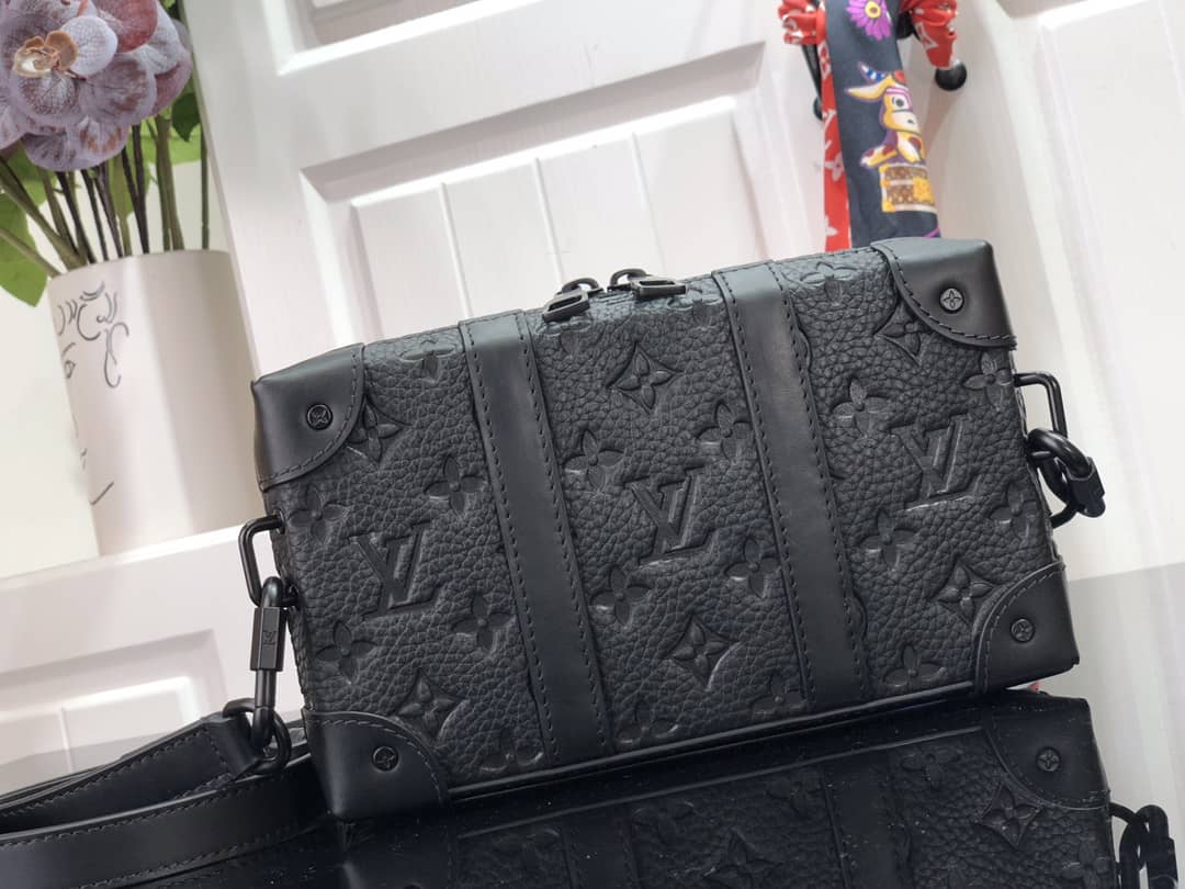 Louis Vuitton Soft Trunk Replica Wallet Black M30697 - DEEPREPS