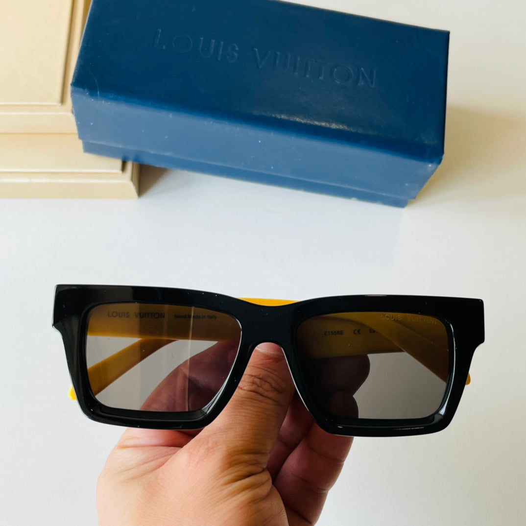 Louis Vuitton Sunglasses - DEEPREPS