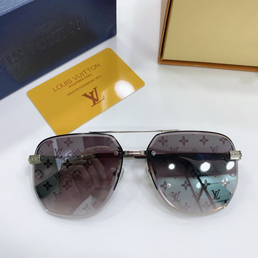 Louis Vuitton Sunglasses - DEEPREPS