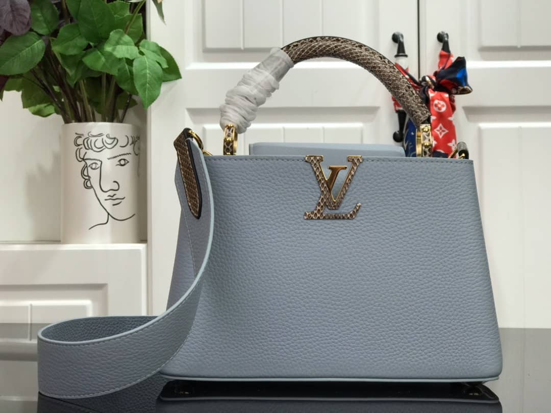 Classic Designer Shoulder Bag - DEEPREPS