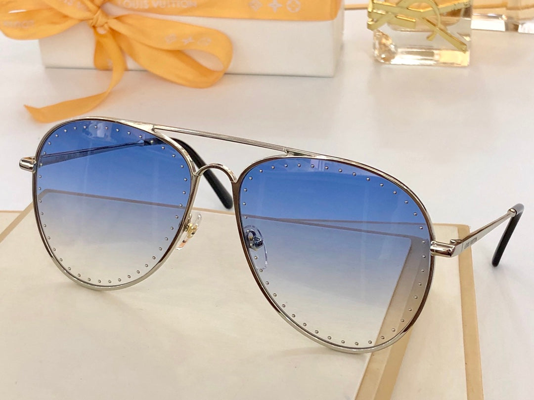 Louis Vuitton Sunglasses - DEEPREPS
