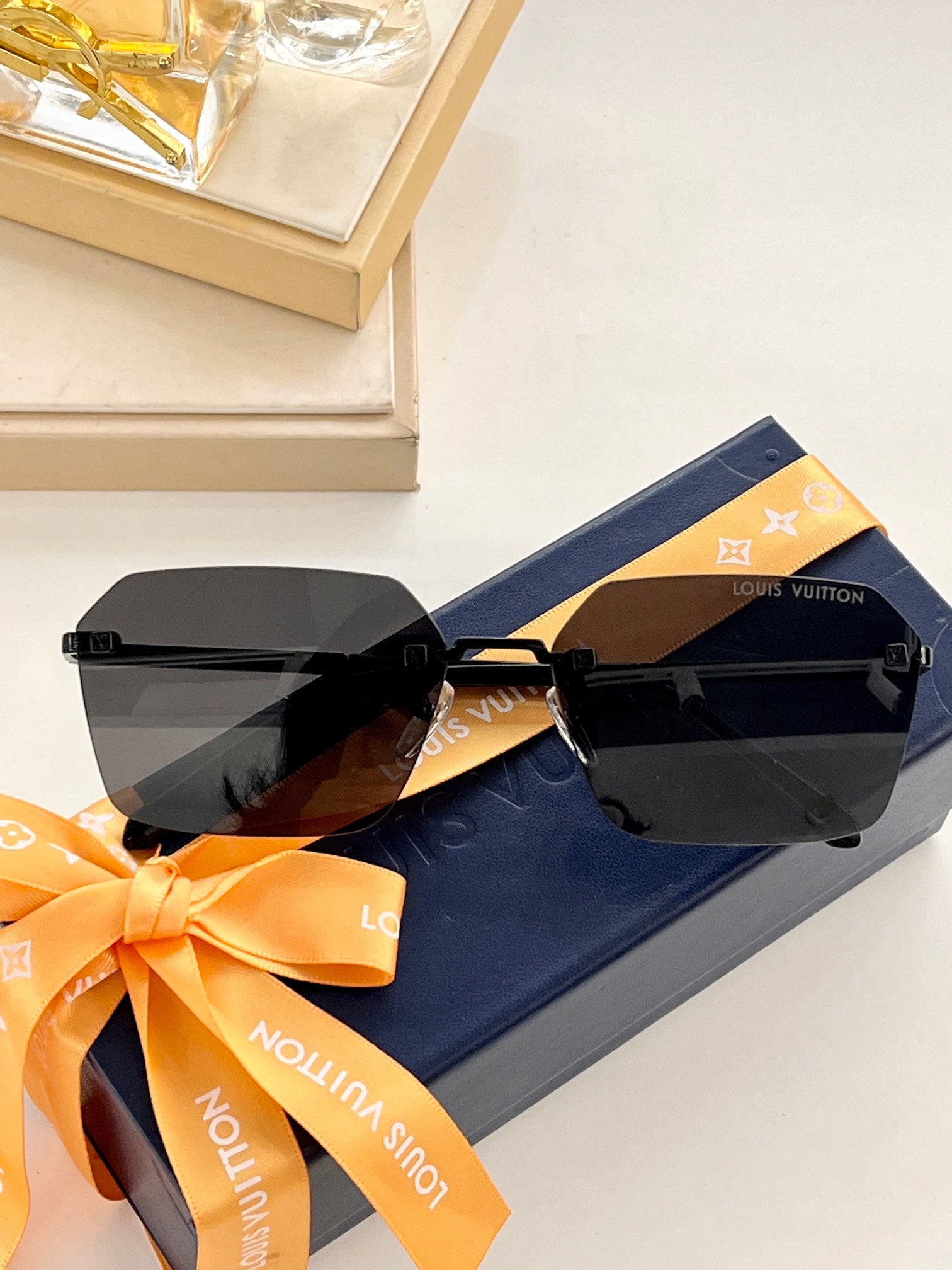 LV Sunglasses Dupe - DEEPREPS