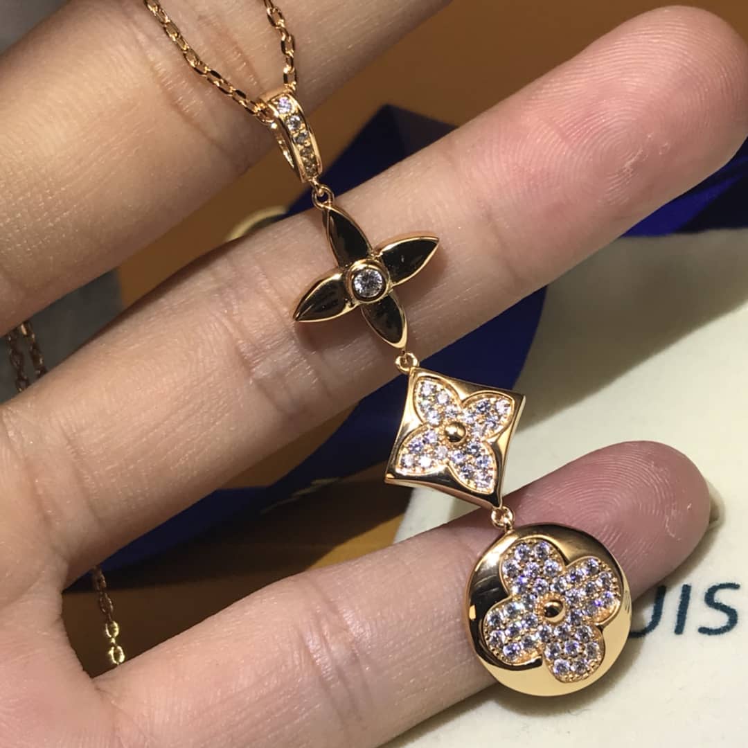 Knockoff Louis vuitton Logo Necklace - DEEPREPS
