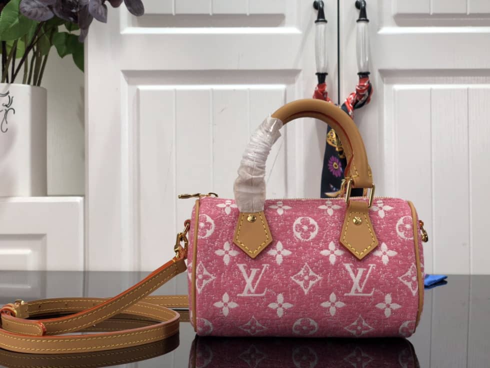 Louis Vuitton Nano Speedy Pink M81213 Replica Crossbody Bag - DEEPREPS