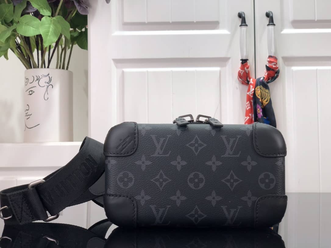 Louis Vuitton Horizon Clutch Monogram Eclipse Canvas Replica M45579 - DEEPREPS