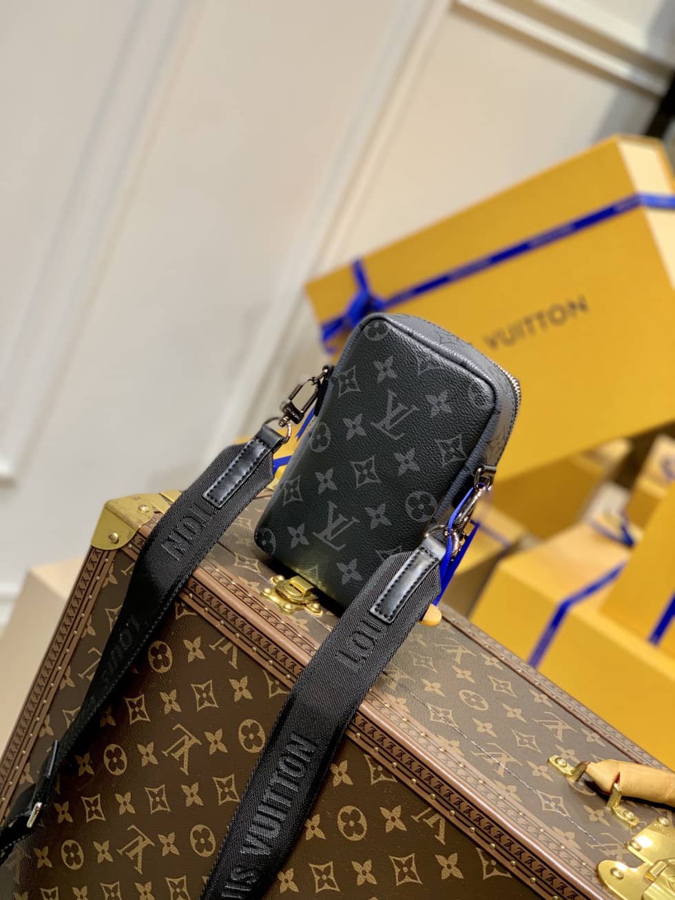 Louis Vuitton x Nigo Flap Double Pouch Gery M81005 Replica Phone Bag - DEEPREPS