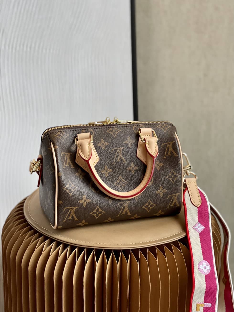 Louis Vuitton Speedy Bandouliere 20 M45948 Replica Shoulder Bag - DEEPREPS