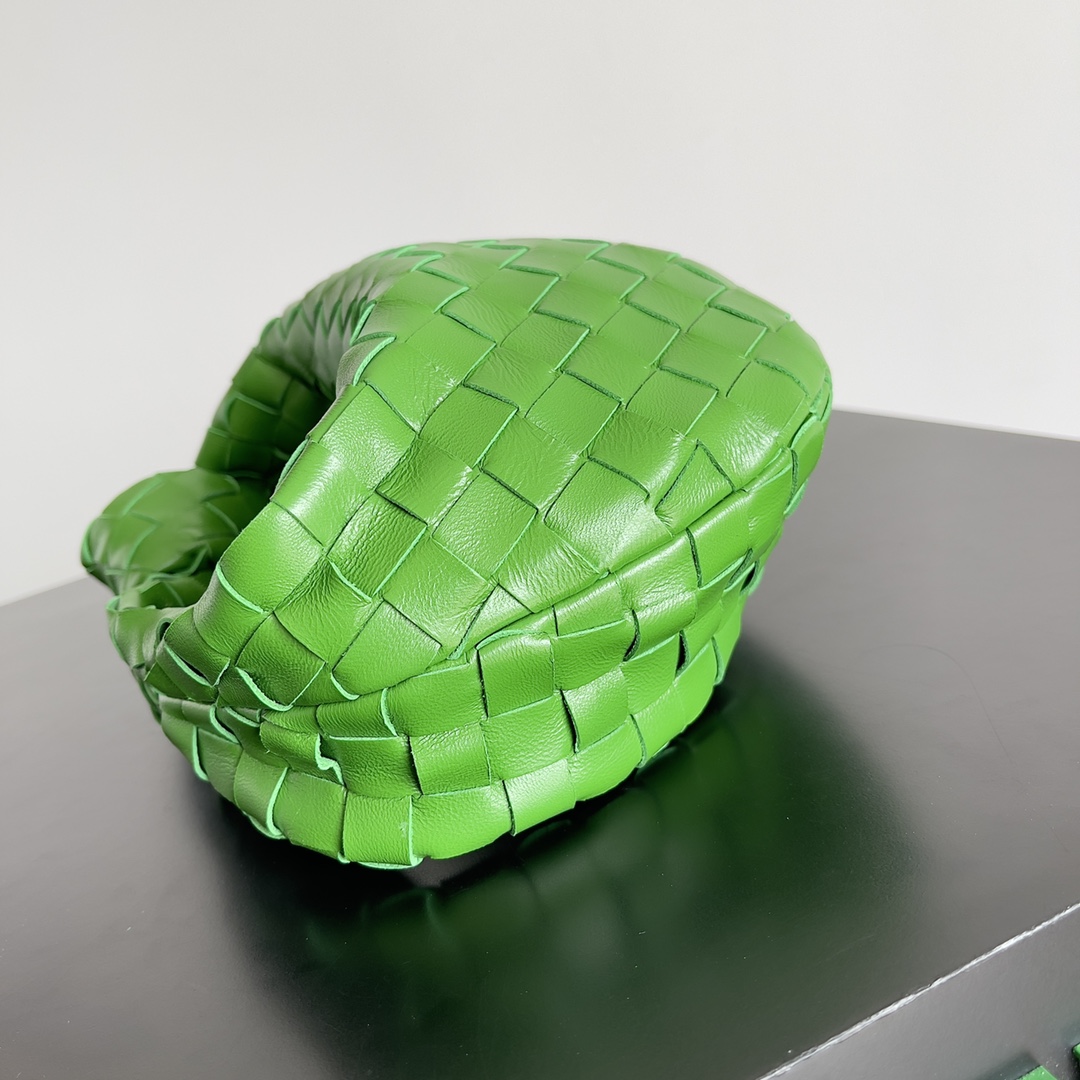 Bottega Veneta Woman - DEEPREPS