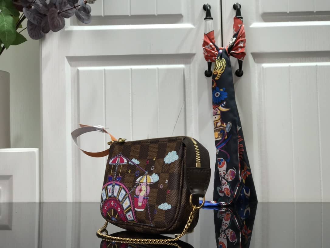 Louis Vuitton Christmas Mini Replica Pochette N60402 - DEEPREPS
