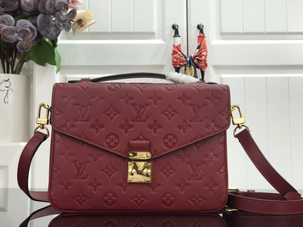 Louis Vuitton Pochette Metis Marine Leather Red M44071 Replica Shoulder Bag - DEEPREPS