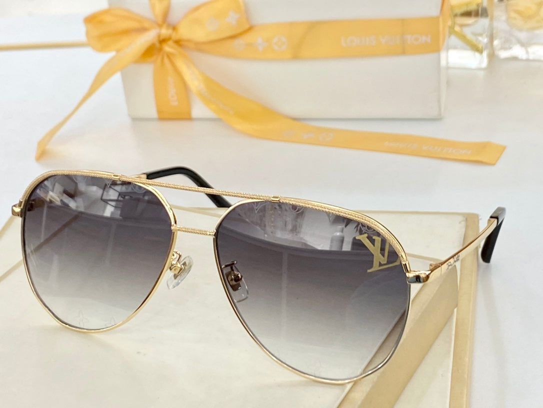 Louis Vuitton Sunglasses - DEEPREPS
