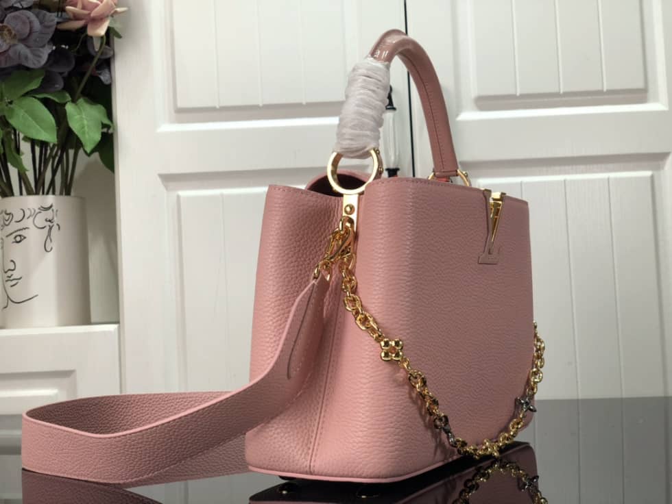 Louis Vuitton Capucines MM M59209 Replica Shoulder Bag - DEEPREPS